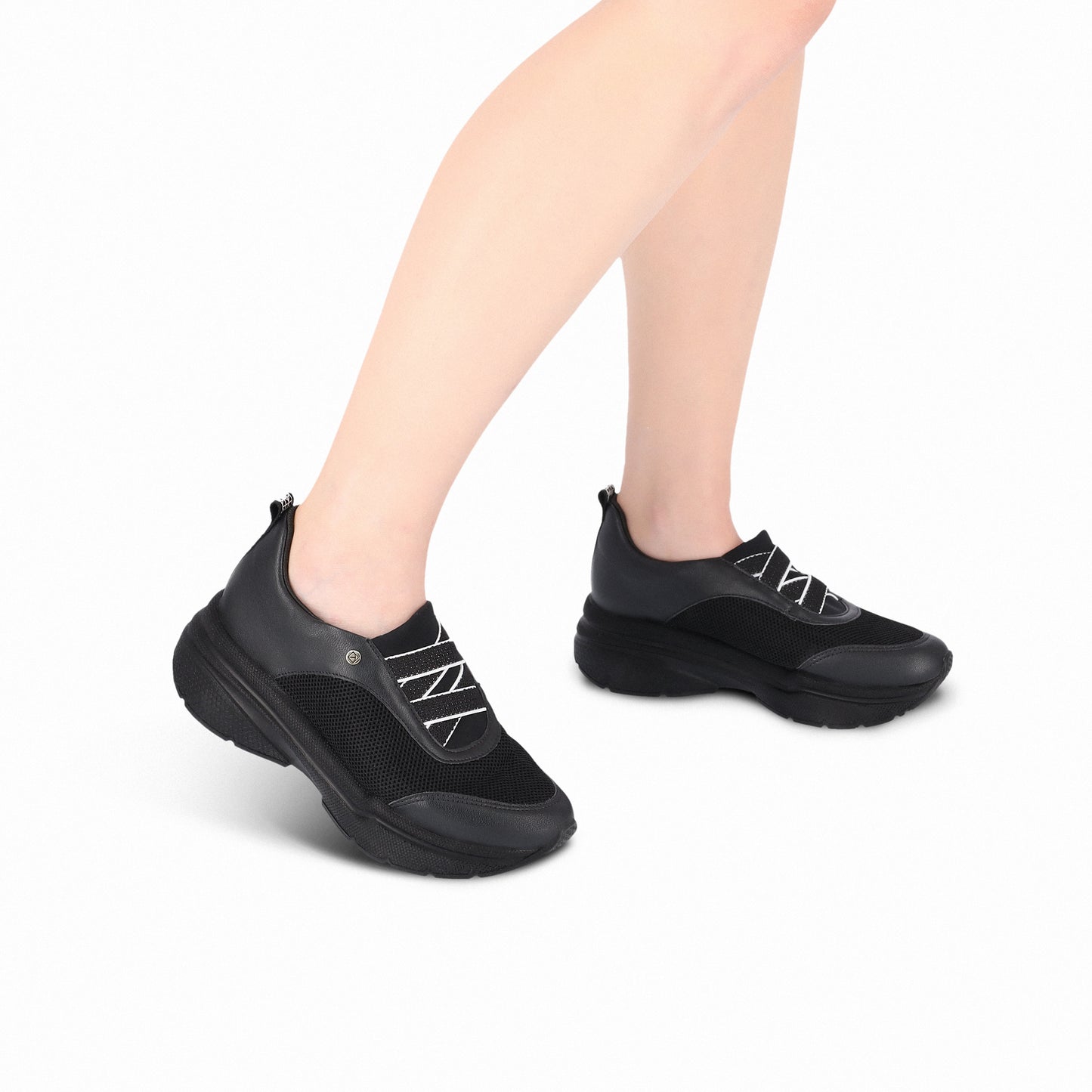 Zapatilla Barbara Negro