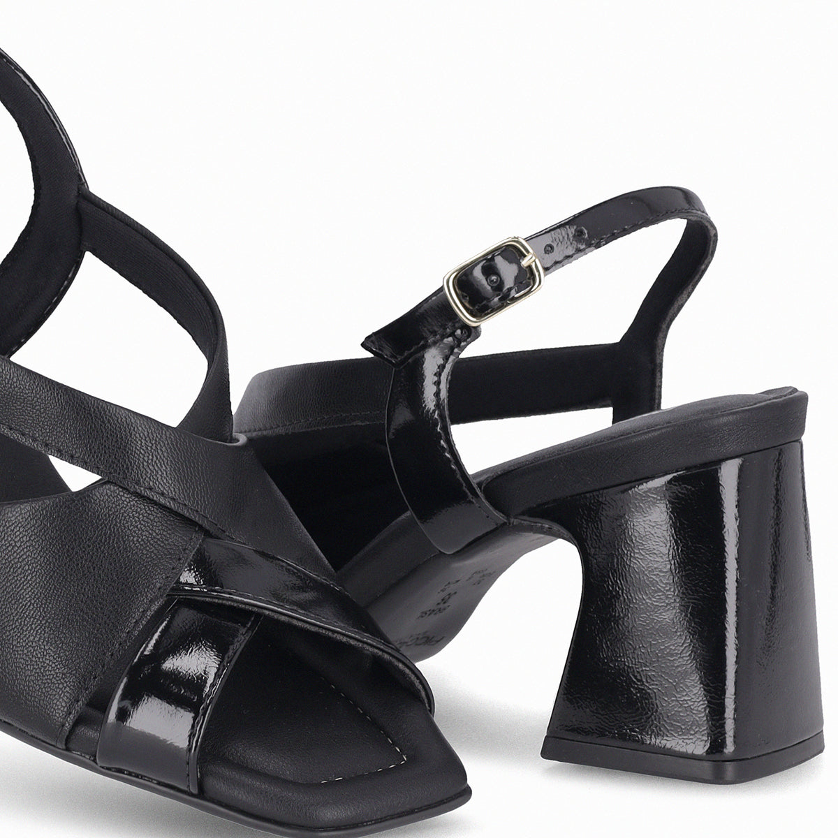 Sandalia Flavia Negro