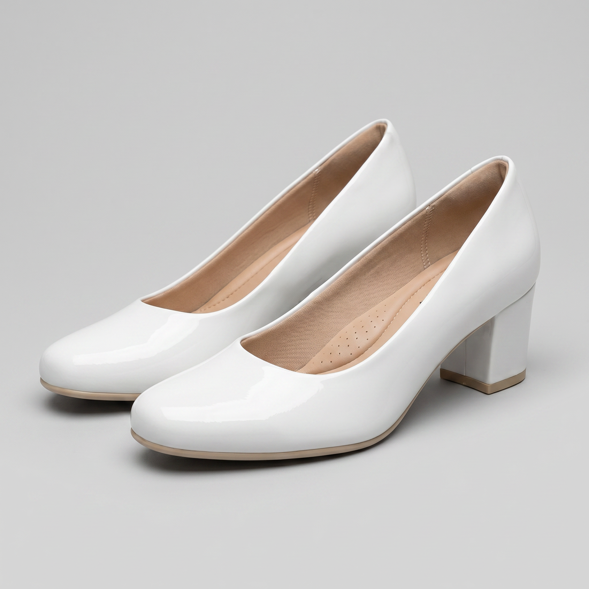 Zapato Laura Blanco/Charol
