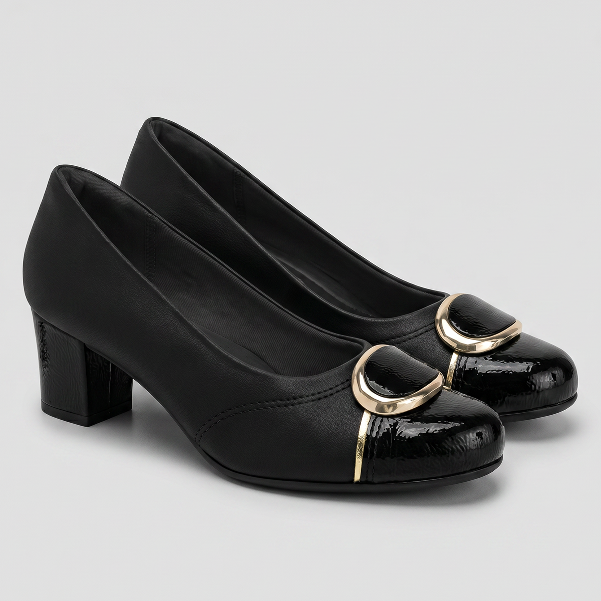 Zapato  Laura 03 Negro/Dorado