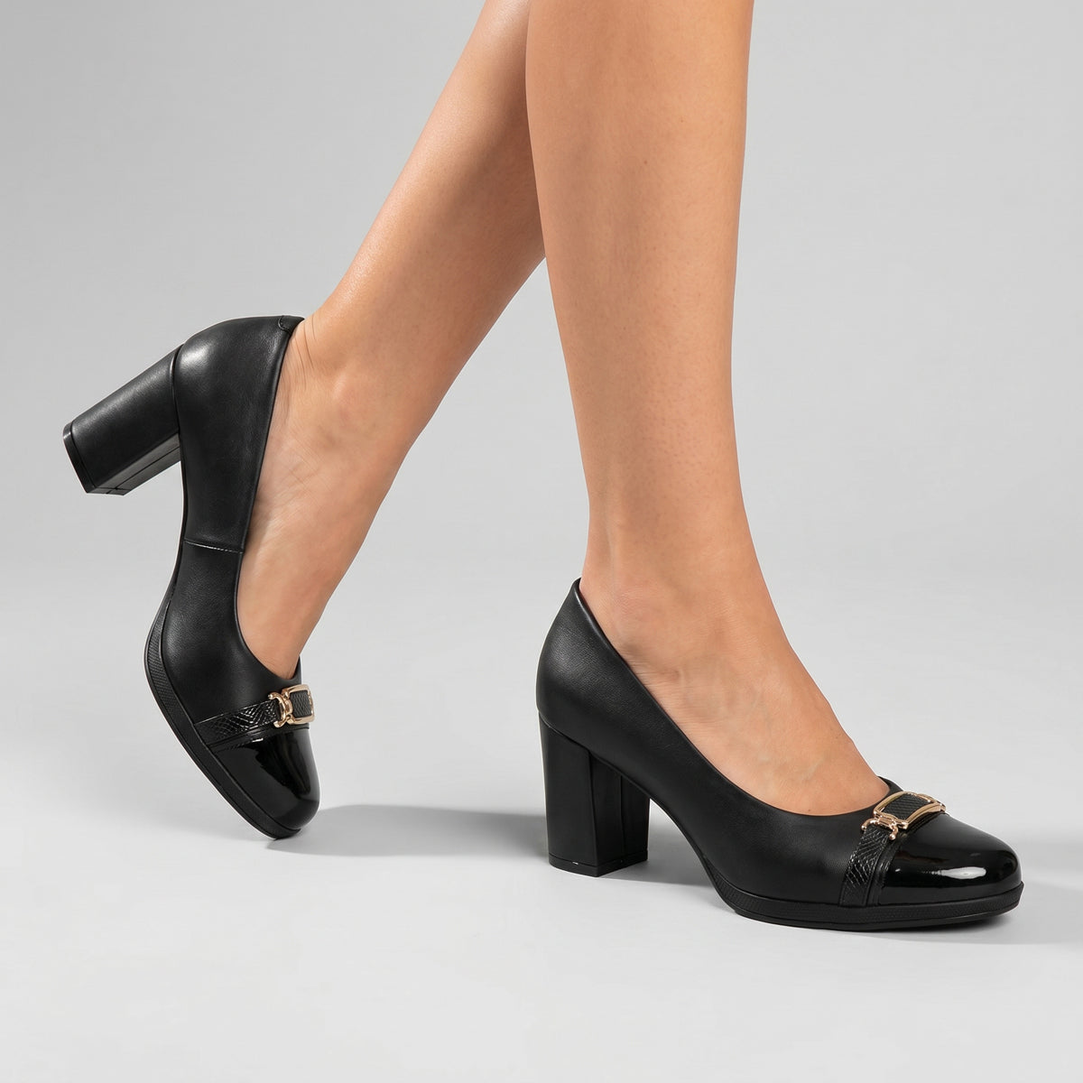 Zapato Deise Negro/Dorado