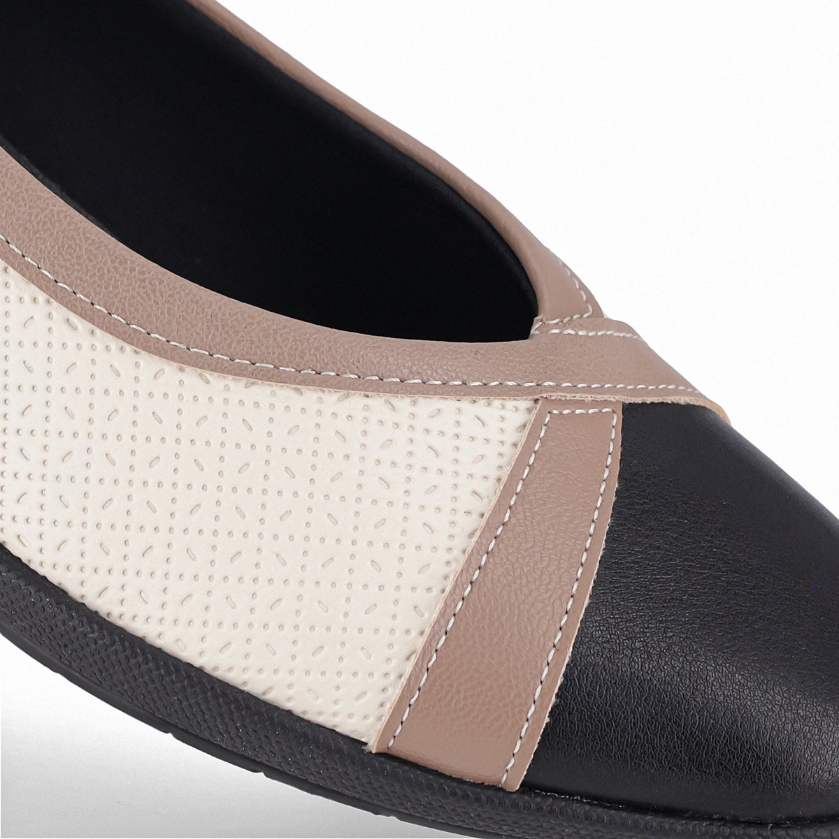 Zapato Ivone Negro/Crema