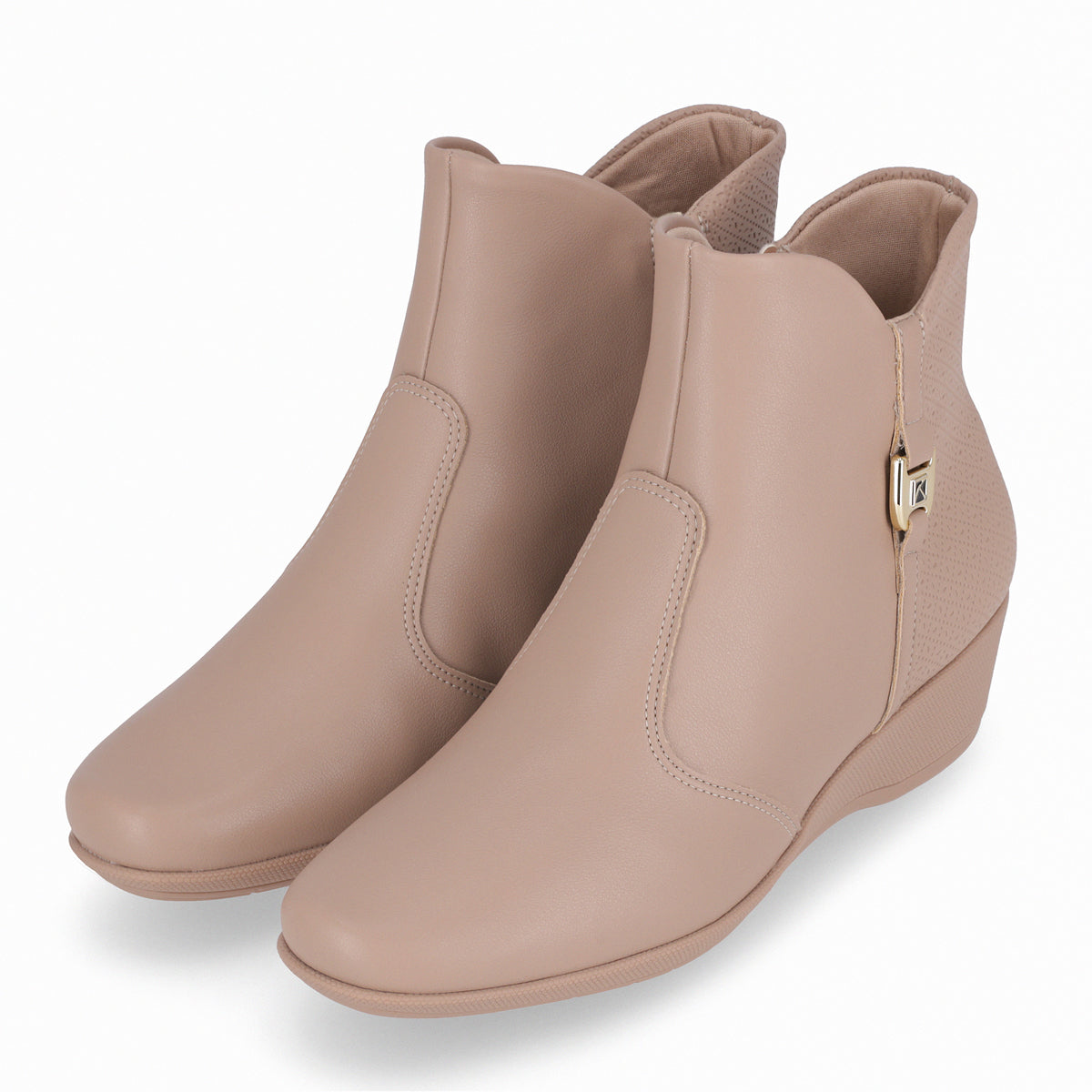 Botin Ivone Nude