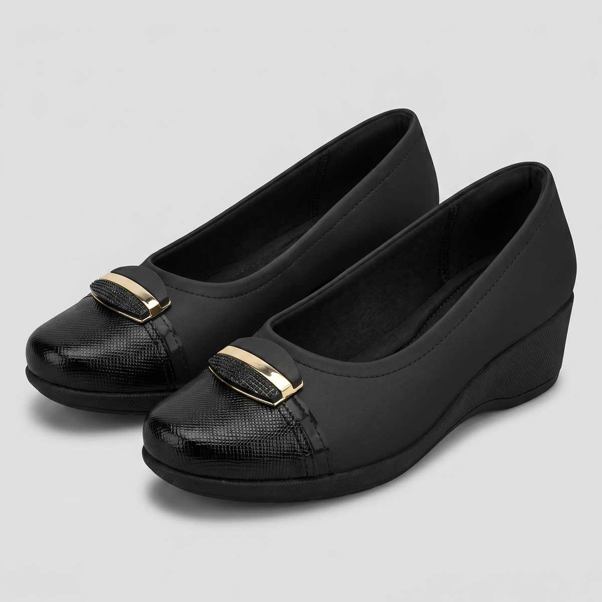 Zapato Ivone Negro/Dorado