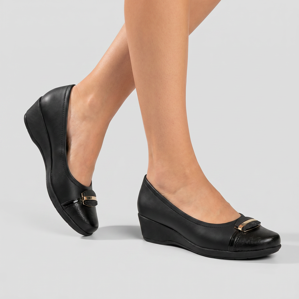 Zapato Ivone Negro/Dorado