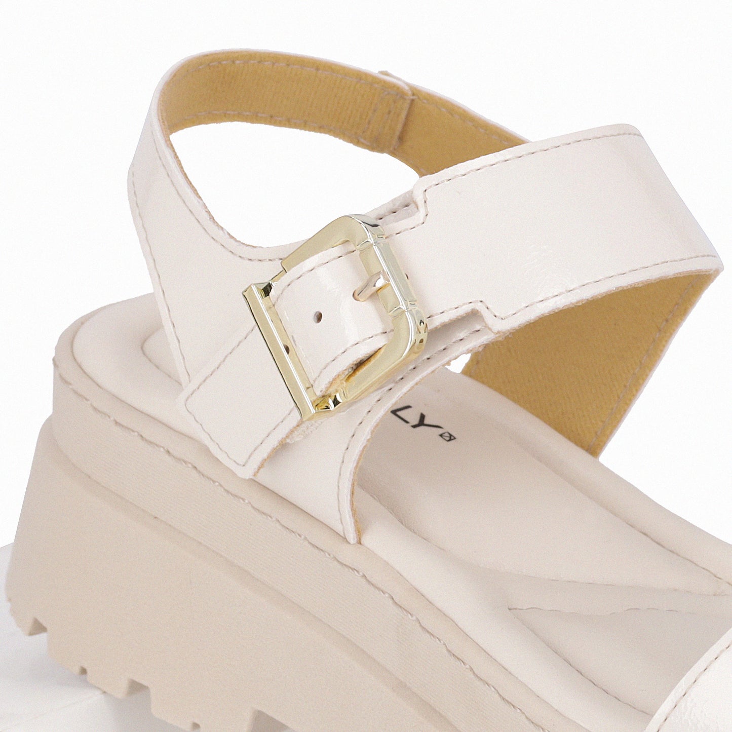 Sandalia Nathalia Crema 402
