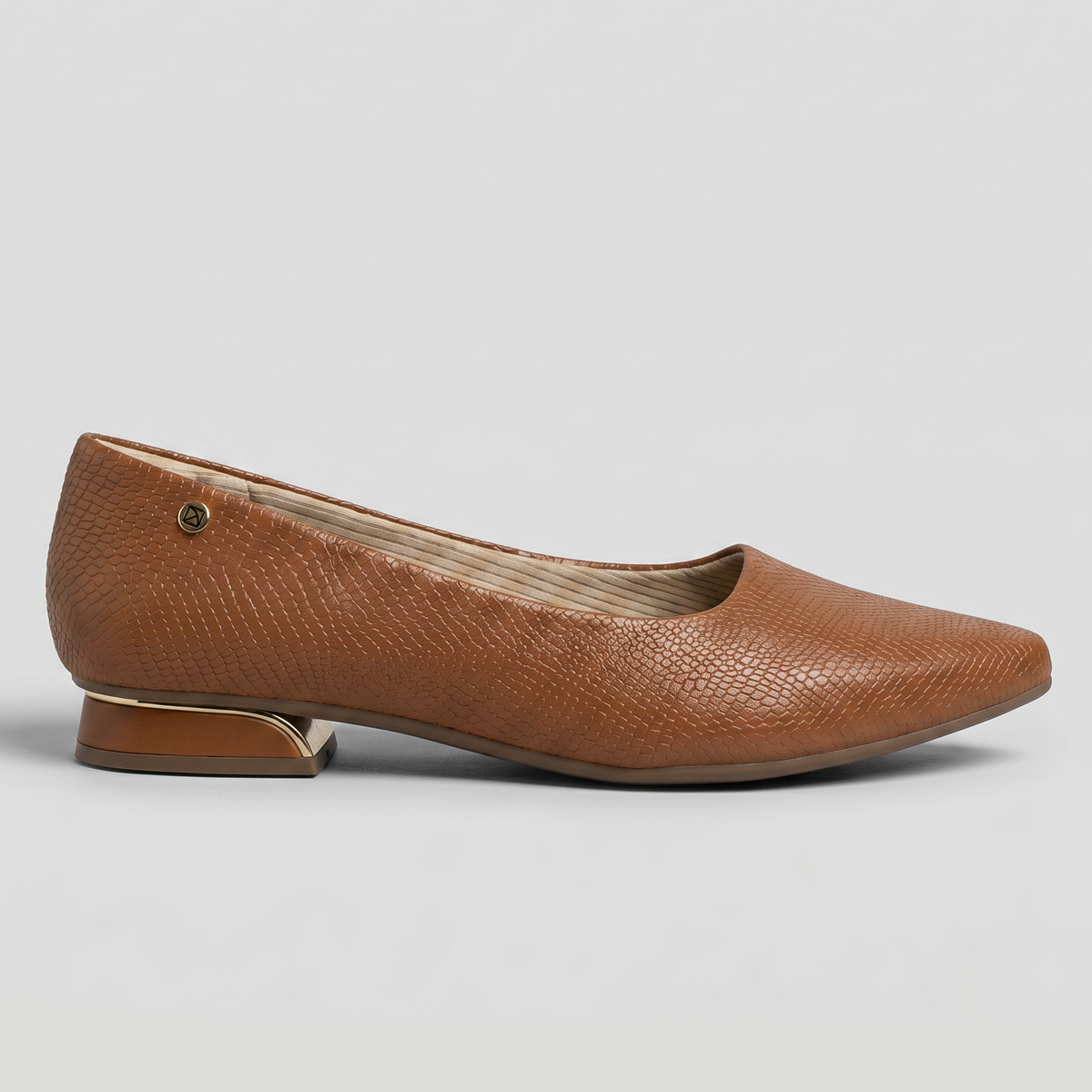 Zapato Silvia 03 Ocre