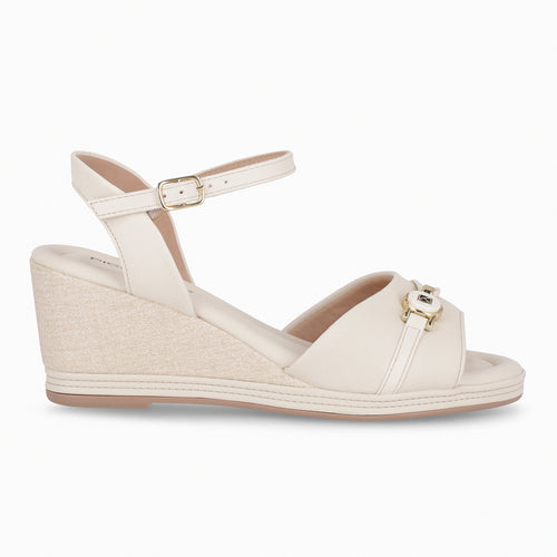 Sandalia Alice Crema/Dorado 713