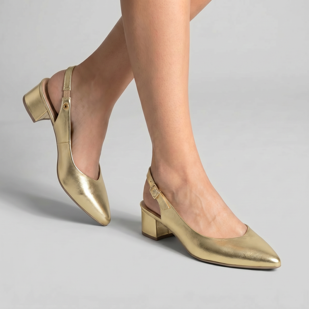 Zapato Taci 19 Dorado