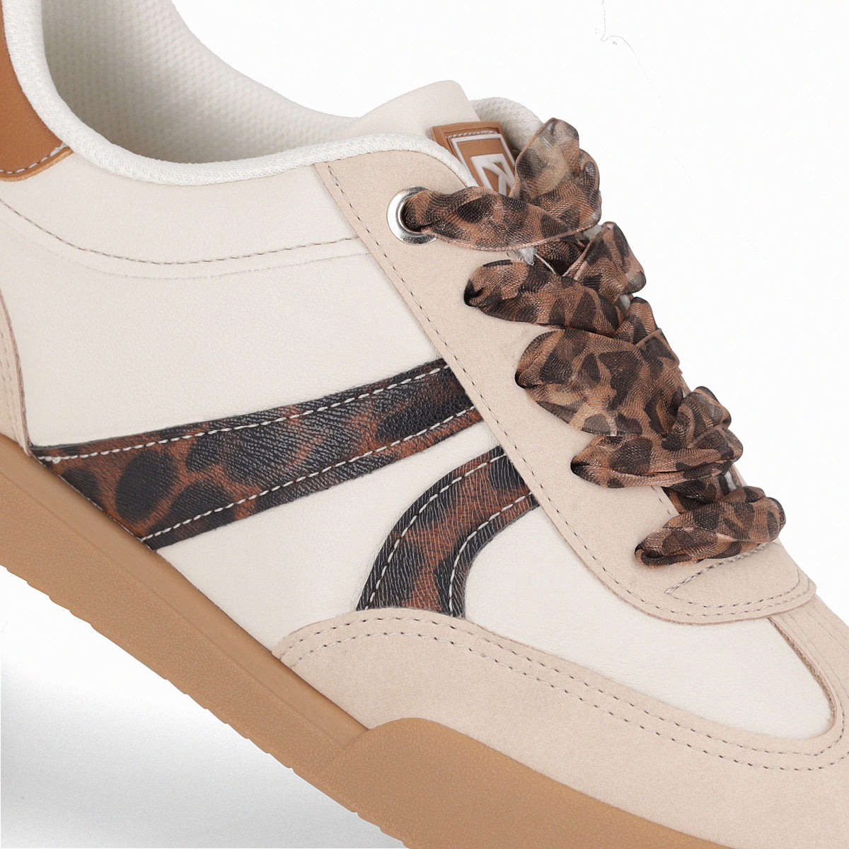 Zapatilla Caroline Beige